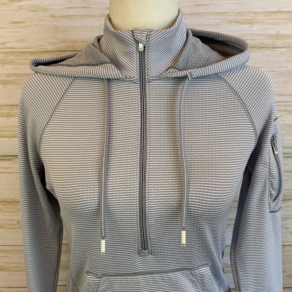Athleta Quarter Zip Jacket - Picture 2 of 11